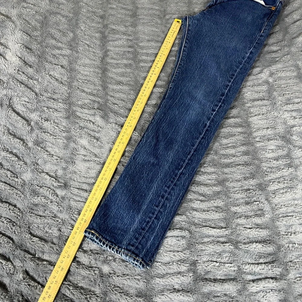 Levis Premium measurements waist